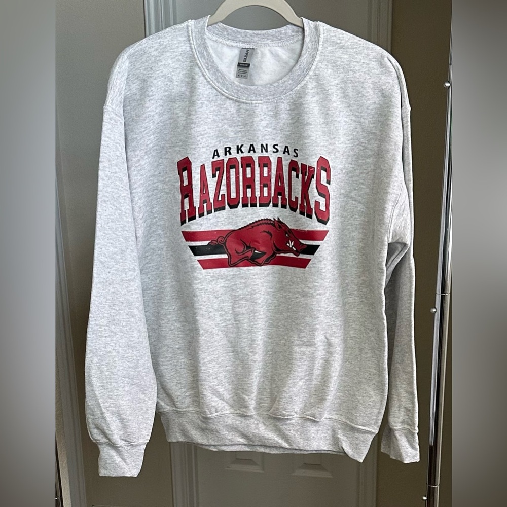 Gildan Gray Arkansas Razorbacks Crewneck Sweatshirt NWOT